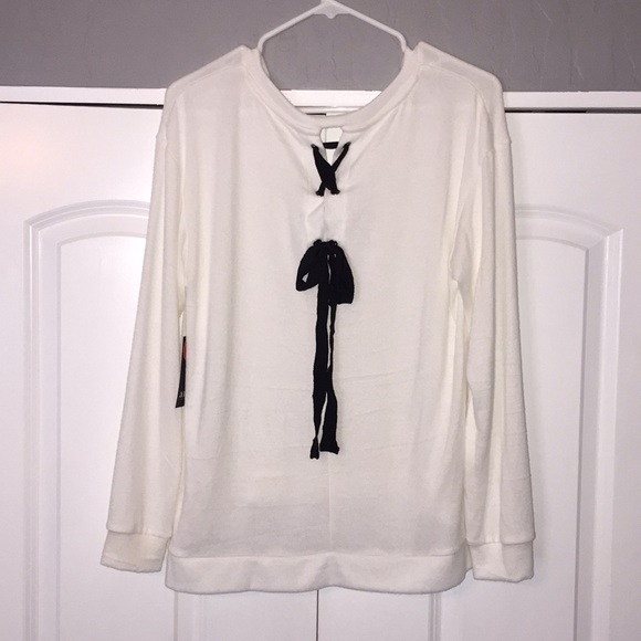 Sweater - Picture 2 of 3